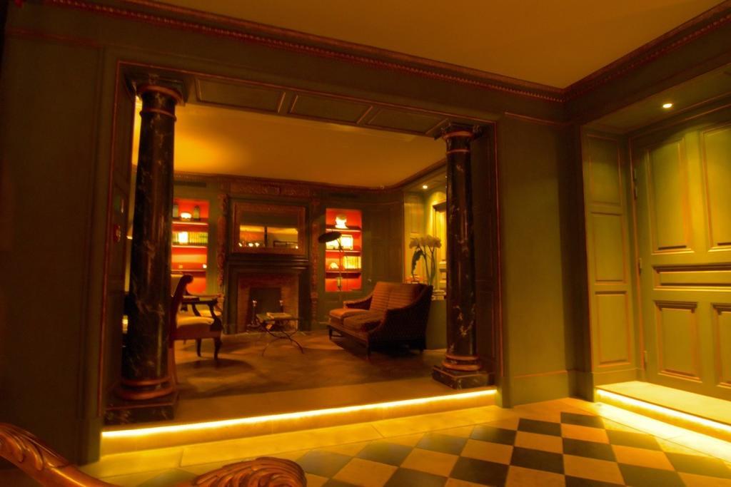 Hotel Du Vieux Marais Paris Exterior photo